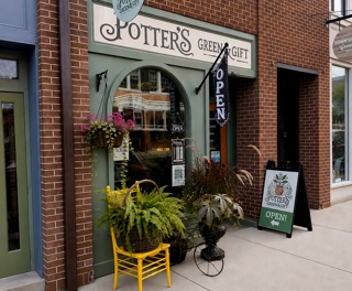 Potter's Green & Gift
