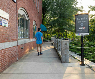 Joe B Parks Riverwalk Public Gardens