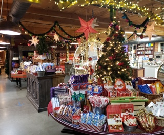 Lickee's & Chewy's Candies & Creamery